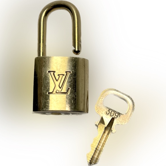 Louis Vuitton Lock and Key Set #309 - Picture 4 of 10